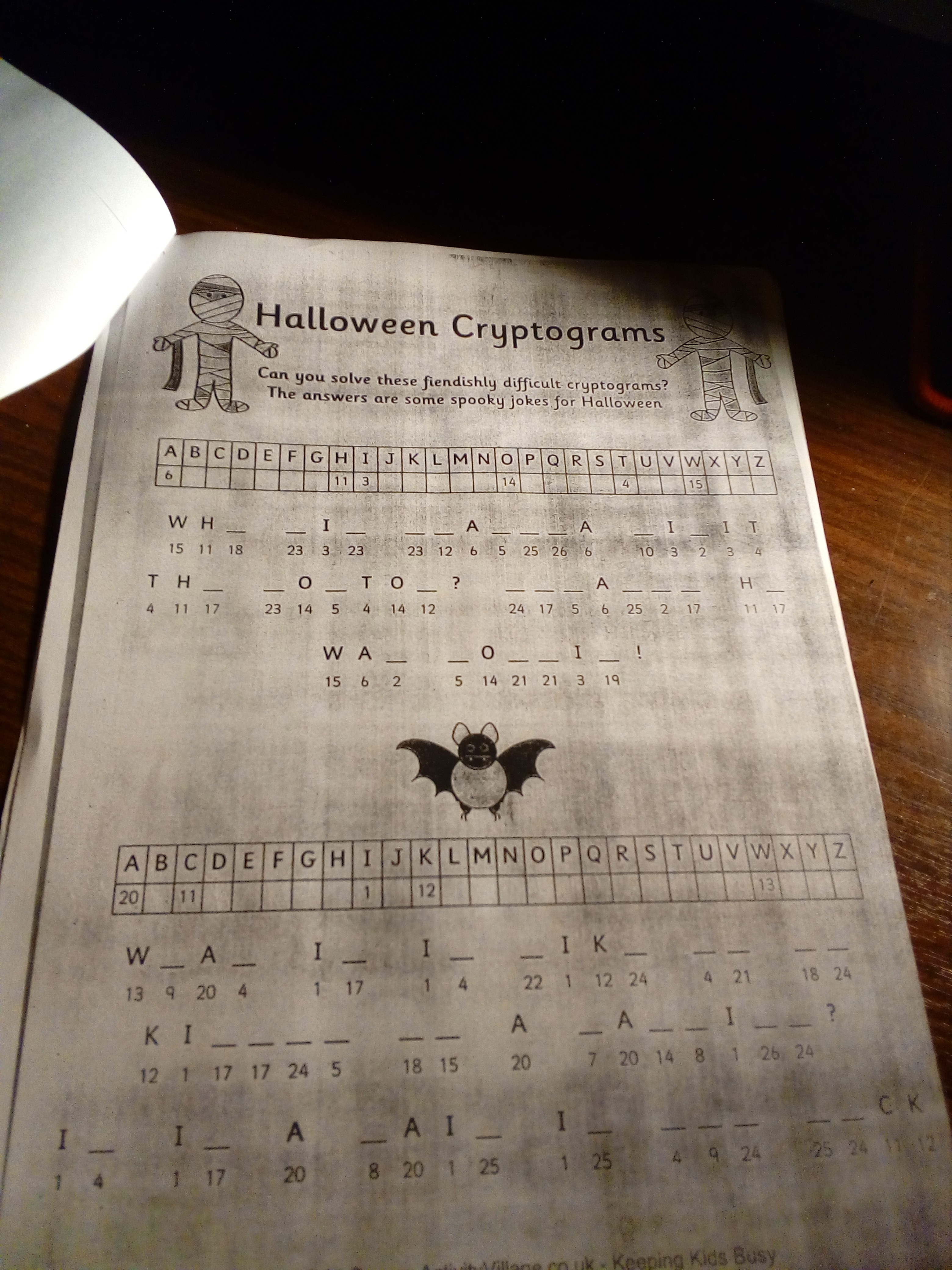 Идиома cryptogram. Halloween Cryptograms. Halloween Cryptograms ответы. Halloween is here a Cryptogram poem ответы. Криптограмма.