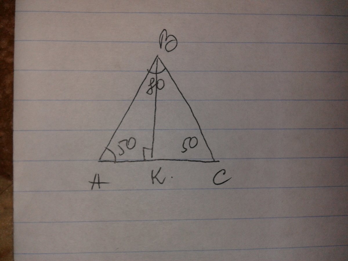 В треугольнике с основанием ас. Треугольник с углами 80 50 50. Равнобедренный треугольник с углом 90. Равнобедренный треугольник с углом 50 50. Треугольник равнобедренный с угол 50.